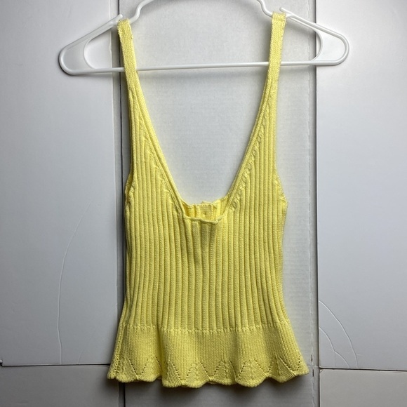 AEROPOSTALE Black & White Smocked & Yellow Knit Cropped Tank Tops Sz M & L\G - Picture 7 of 16
